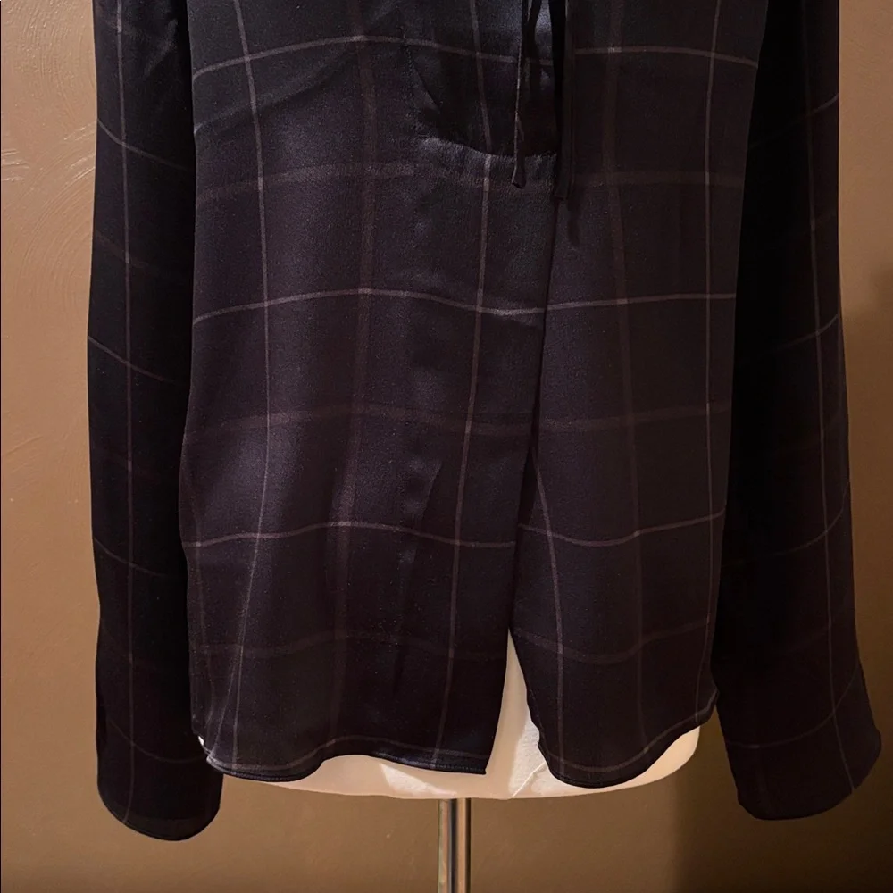 Vince. grid plaid top - Picture 6 of 7